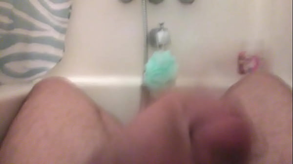 Giving u my cum shot