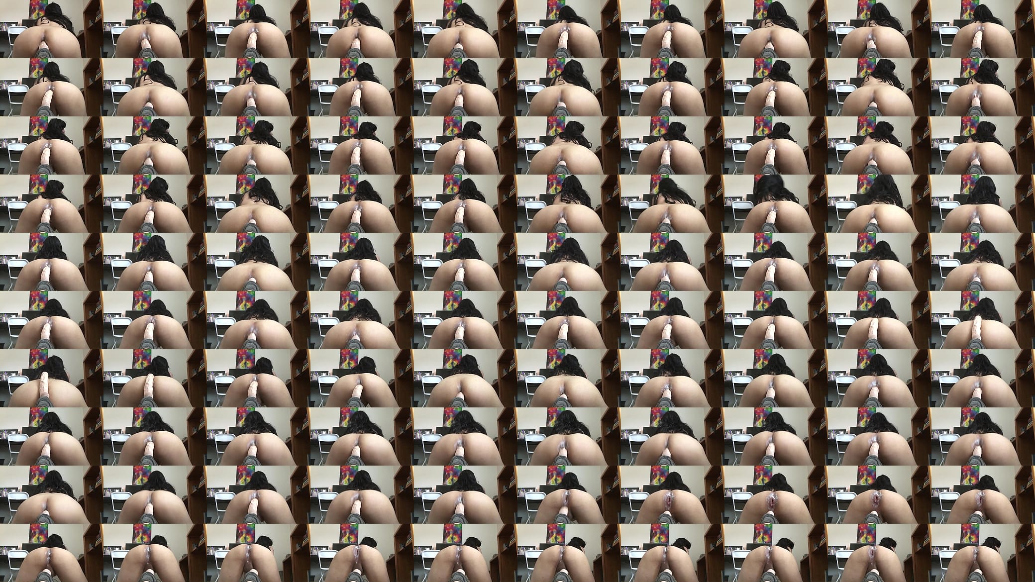 Hot shemale takes dildo deep 预览图