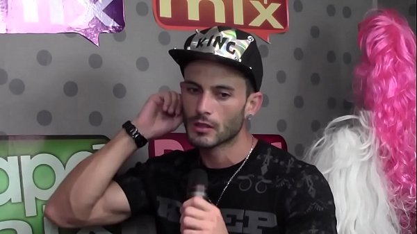 Download Video - &num;TBTPapoMix - Andy Star revela no PapoMix os bastidores das grava&ccedil;&otilde;es porn&ocirc; -  Parte 3 - Exibido em 2016 - WhtasApp PapoMix &lpar;11&rpar; 94779-1519