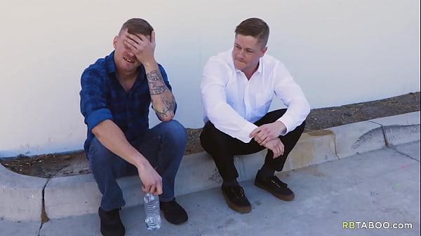 Family reunion gay style - Chris Blades, Ryan J...