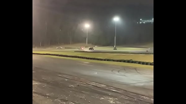 Franc&ecirc;s todas na aldeia, inclusive outros franceses.Erc