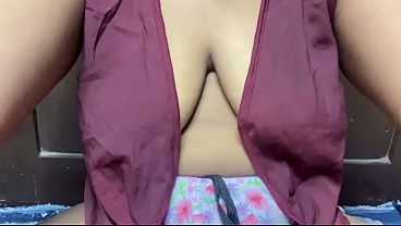 I love fingering my tight pussy