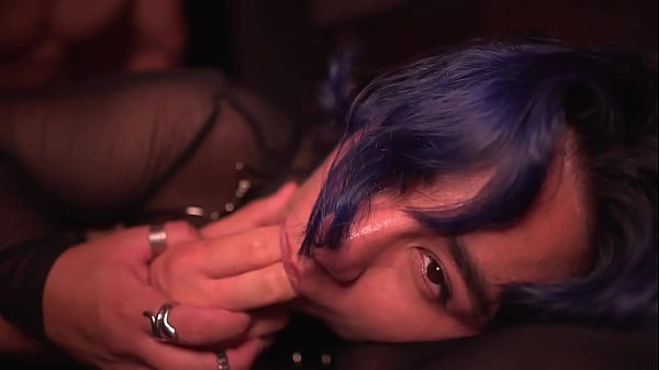 She loves submission, sucking, fucking and cum in her pussy.
