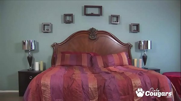 Download Video - BBW Victoria Secrets Grinds Her Mega Butt On A Hard Cock