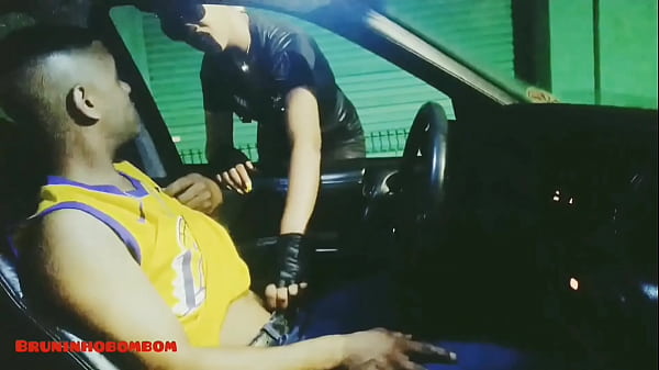 Female police officer has sex inside the car