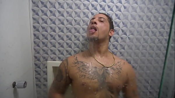 lesbian girl gets fisted in her pussy and ass