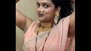 Indian Sexy Woman showing armpits