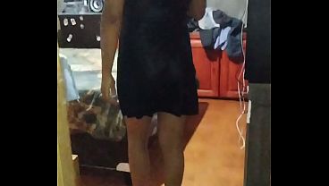 Cheguei em casa a safada estava fantasiada, comi gostosa a bocetinha dela