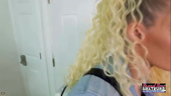 Skinny Blonde Sassy Wants To Get Fingered And Plays With A Sex Toy!