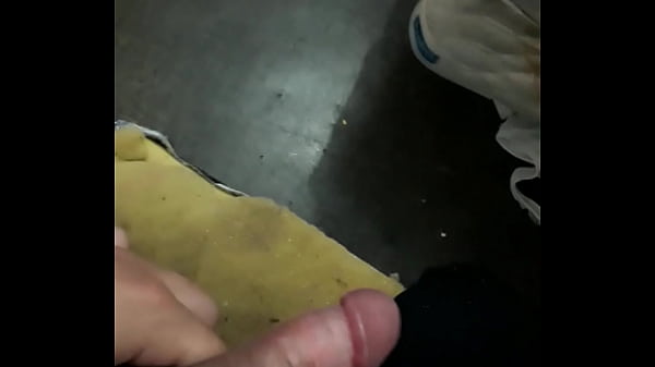 Um pau carente de novinha