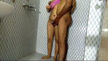 Fucked step mother-in-law standing while she was bathing in the bathroom, Desi Tabu Family Sex