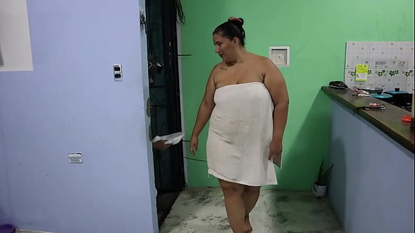 Pizza delivery man fucks a girl he couldn't afford to pay