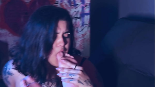 Wanna Suck This Pretty Toes?