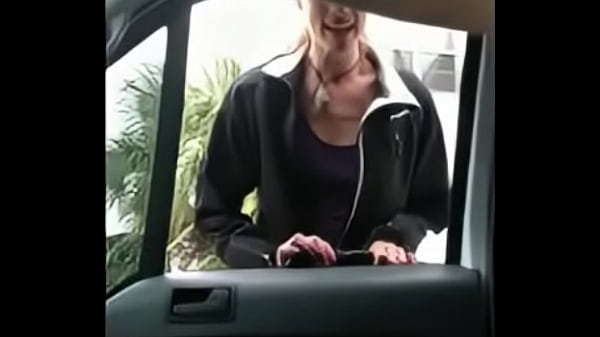 Download Video - exhibitionist receives help proposal from a passerby and cum in front of her