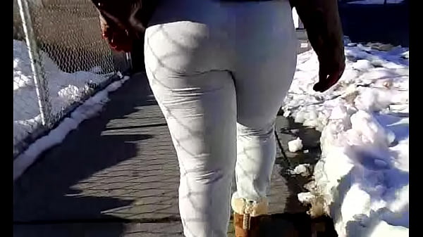 thumb booty