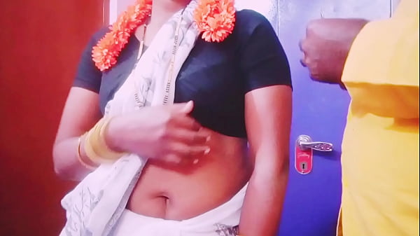 Desi housewife fucking Tailor. Telugu dirty talks.