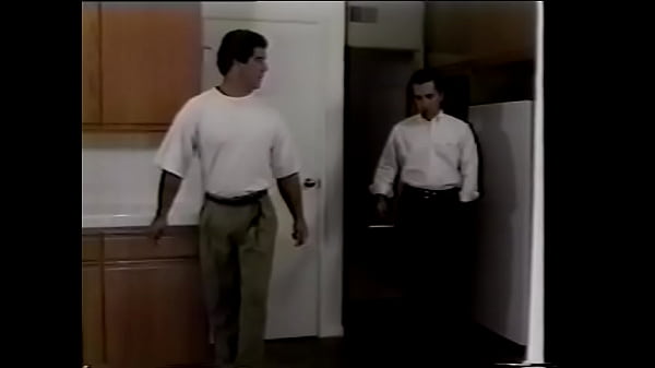 Real estate agent knows some tricks which let h...