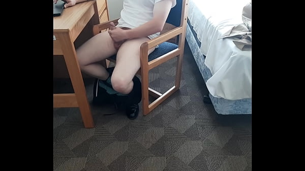 Download Video - Jerking off to porn game&period;