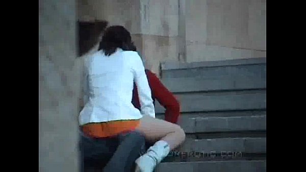 Download Video - Street Watching 01