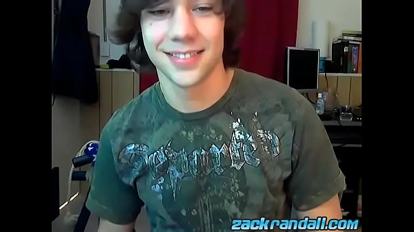 Download Video - Zack Randall and Tyler Haycock kissing and blowing big cock