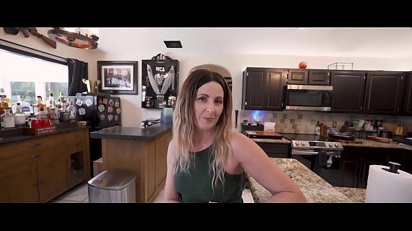 Playing Truth Or Dare With My Stepmom Part 1 Helena Price