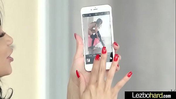 Hot Lesbos Girls (Veronica Rodriguez & Ally Tate) Make Love On Camera mov-30