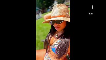Sheyla Hershey 8 min