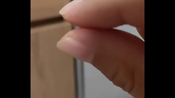 thumb overflowing