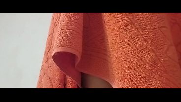 Peruana se pone cachonda en una videollamada Hot