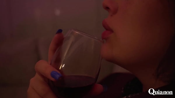 Young woman with big tits makes herself want you to calm down all the heat she has