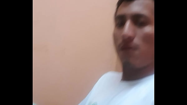 fazendo um anal gostoso sozinha no quarto delicia com brinq branco 21 centimetros