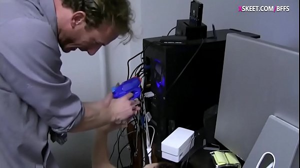 Teen hackers pounded by police officers