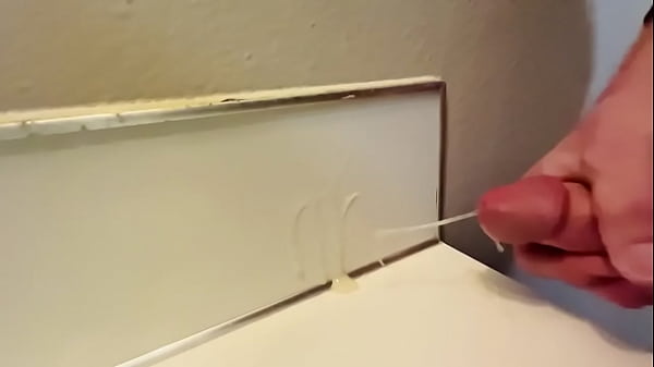 Huge creamy slow mo cumshot for the cum lovers!