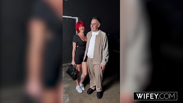 WIFEY Fiery Redheaded Hotwife Samantha Sinz Goes Crazy For BBC
