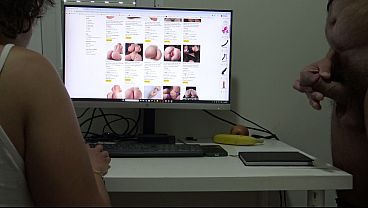 実の継母が、性欲旺盛な童貞の義理の息子にセックスドールを注文する