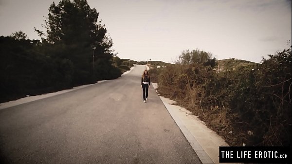 Download Video - Nipple clamps and ball gag make a horny redhead cum hard