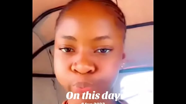 Tomo una ducha en el ba&ntilde;o del trabajo