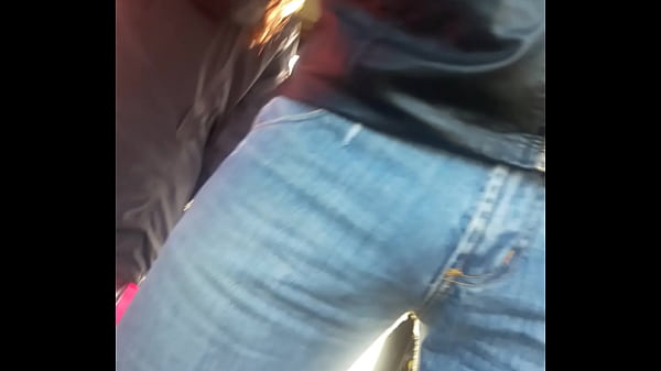 Download Video - Bulto duro en colectivo