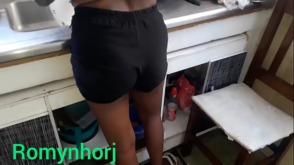 DELICIOUS PROMOTING HER EVEN SUCKS THE DICK MAKE FUN/FULL VIDEO ON RED