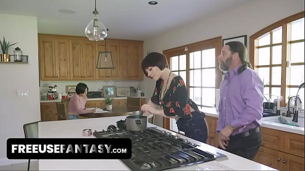 FreeUsePorn - My StepDaughter And Wife's Pussies Are Available Anytime