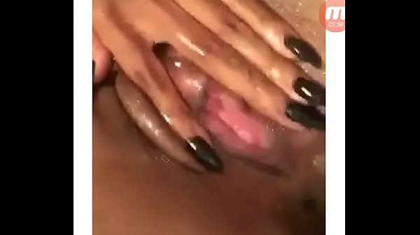 Woman Expose the pussy