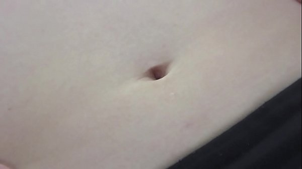 thumb belly button fun