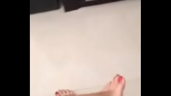 Chica que le encanta que le vean sus pies