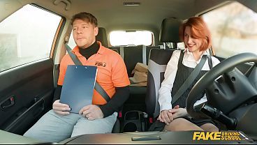 赤毛の女性が自動車教習所の事務所でヤられる - フェイク自動車教習所