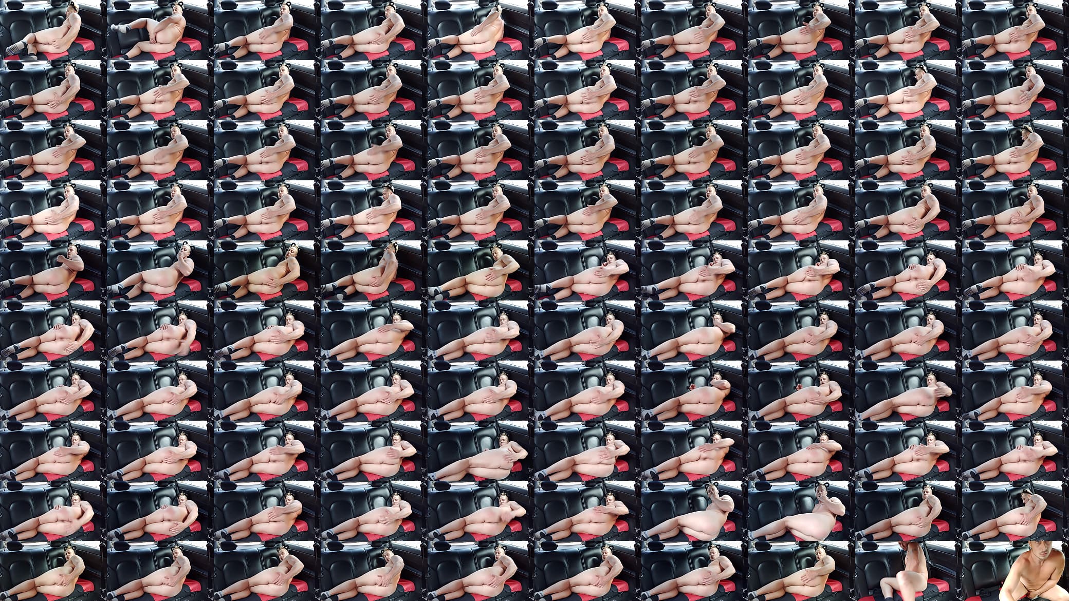En el coche Provocando con mi culo y metiendome los dedos anal 预览图