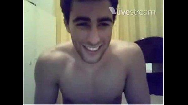 Download Video - Felipe Mastrand&eacute;a na Cam