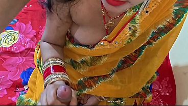Fucked friend's wife on the bed in his room, clear Hindi voice