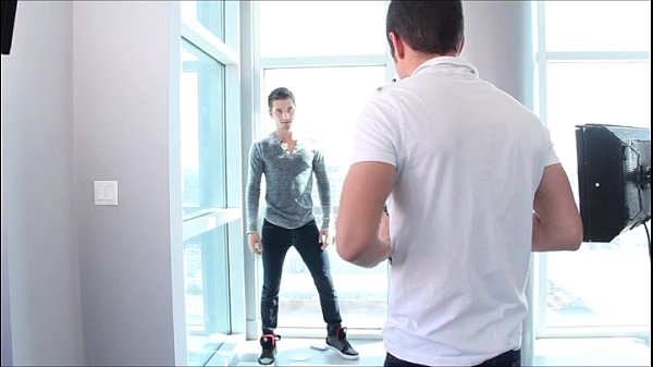 Download Video - GayRoom Take pictures fuck