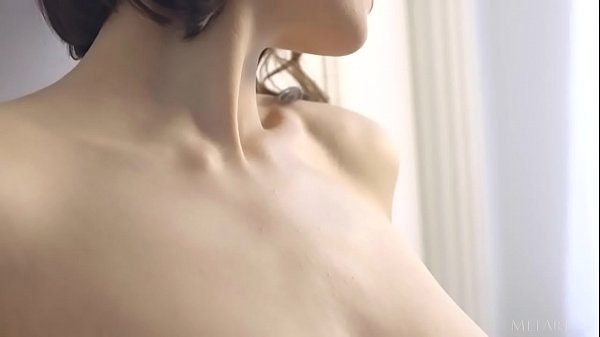 Download Video - METART - Italian beauty Sade Mare