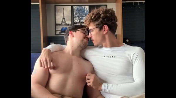 Download Video - Fudendo o nerd da escola&period; - Free